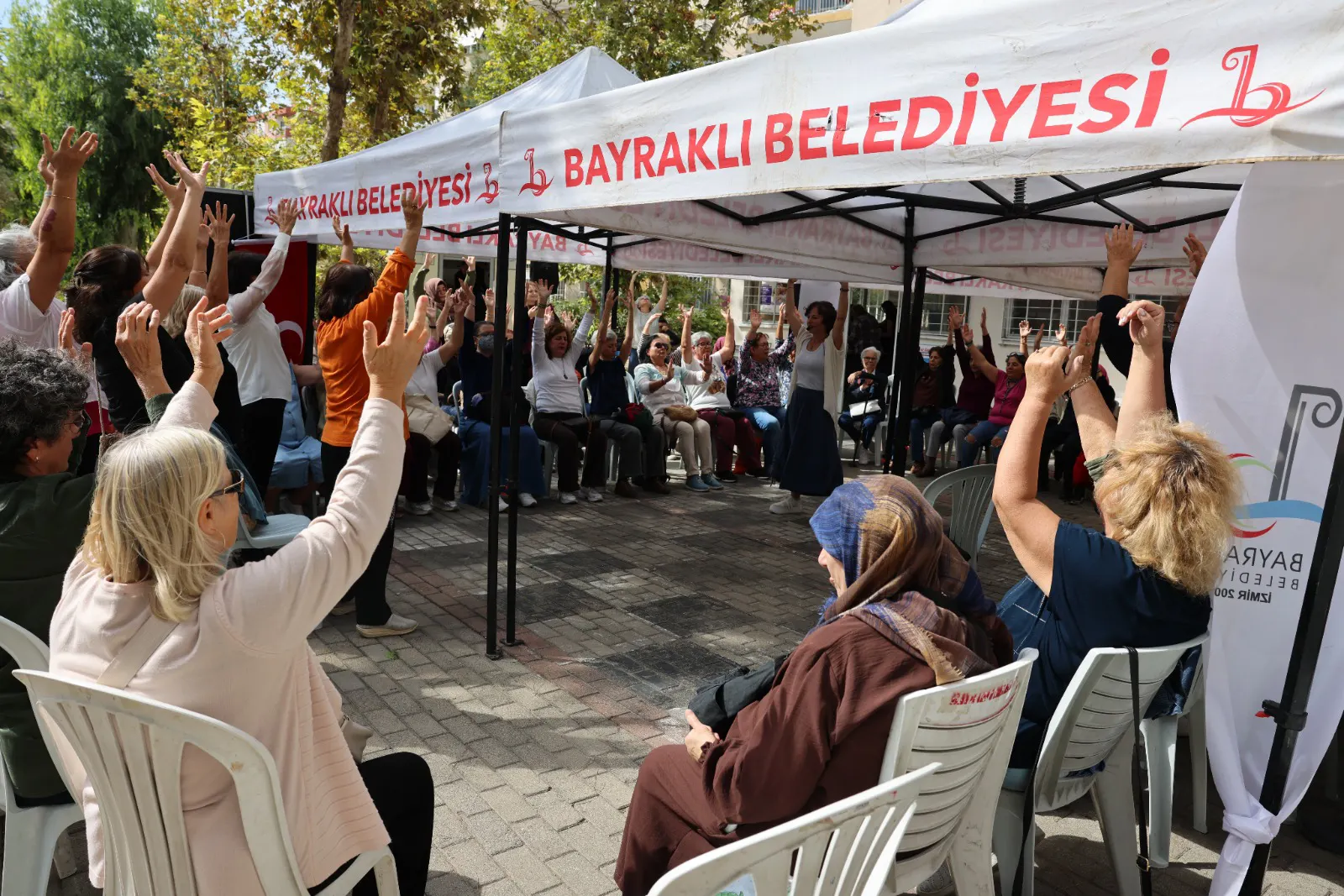 BAYRAKLIâDA YAÅLILAR GÃNÃ ÃEÅÄ°TLÄ° ETKÄ°NLÄ°LLERLE KUTLANDI (5) kopya-1790948790730.webp